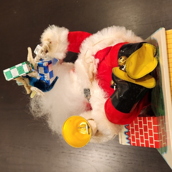 1960 Deluxe Animated Battery & Coin Operated Santa Bank. In the box - Picture 14 of 17